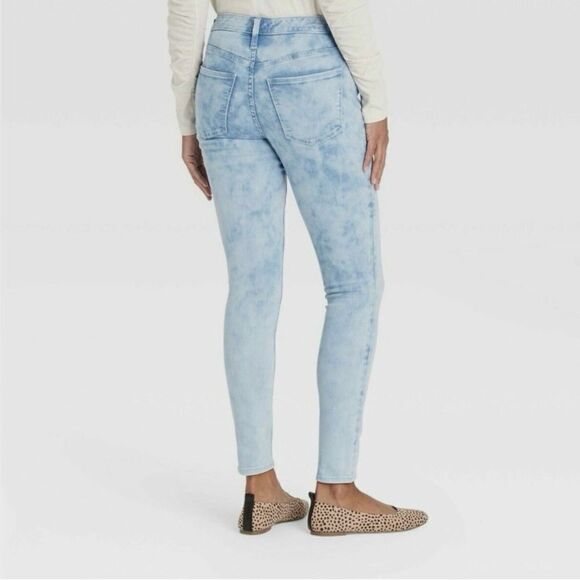 Universal Thread Acid Wash High Rise Skinny Size 14 - Picture 2 of 6